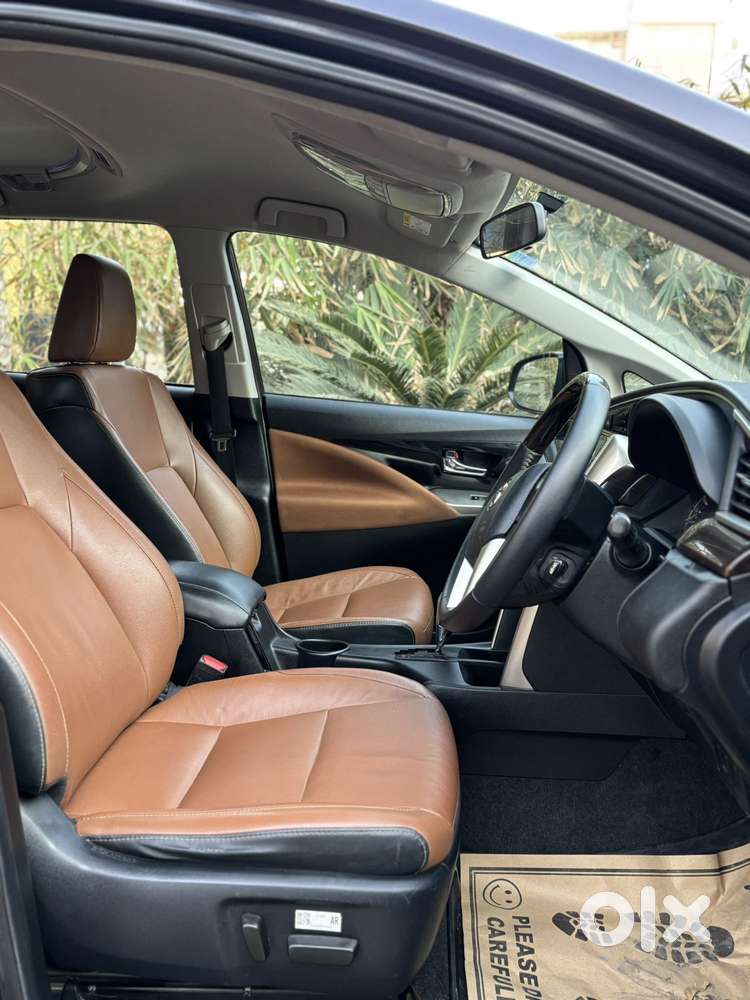 Toyota Innova Crysta