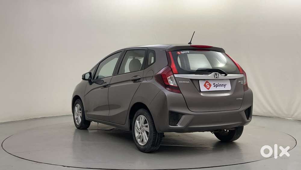 Honda Jazz [2020-2023] 1.2 V I-vtec Mt, 2015, Petrol