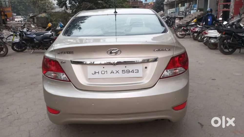 Hyundai Verna 2013 Diesel Manual 87000 Km Second
