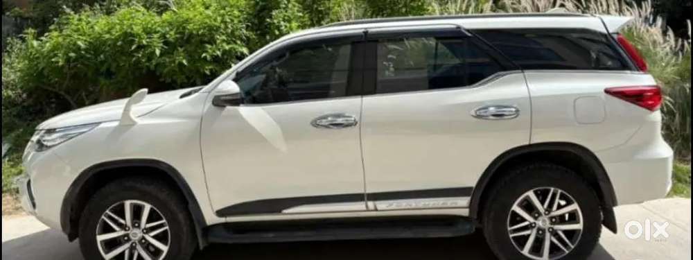 Toyota Fortuner 1st Owner Automatic 4*4 /2017 Diesel