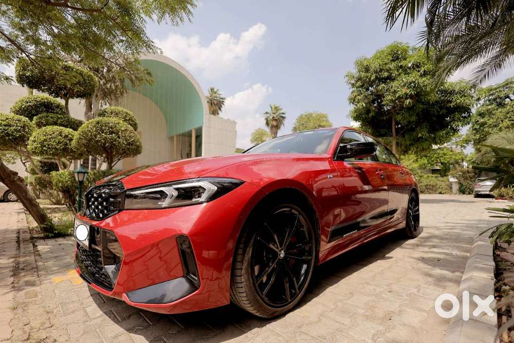 Bmw M340i Xdrive Shadow Edition  Oct 2023  3,800 Km  Melbourne Red
