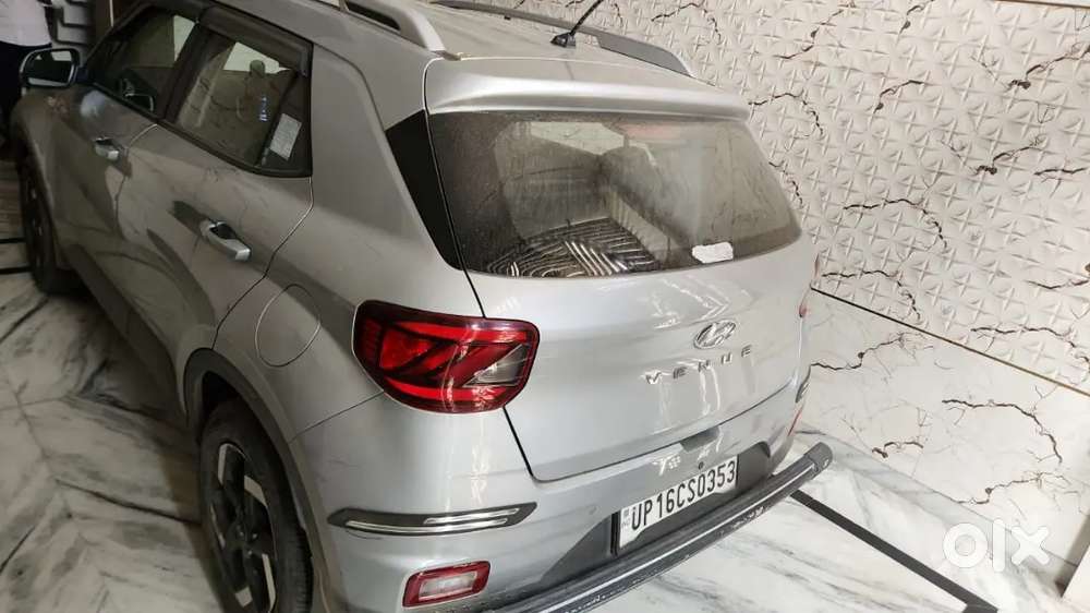 Hyundai Venue 2020 Petrol 38000 Km Driven