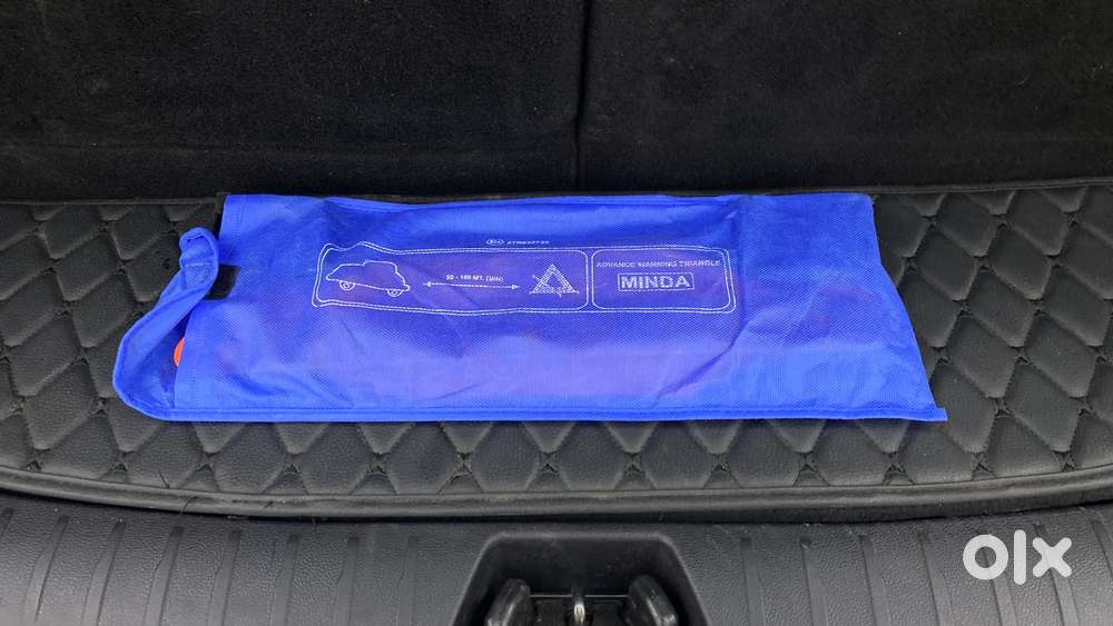 Mahindra Xuv700 2.2 Ax 7 Diesel Mt Luxury Pack Str, 2024, Diesel