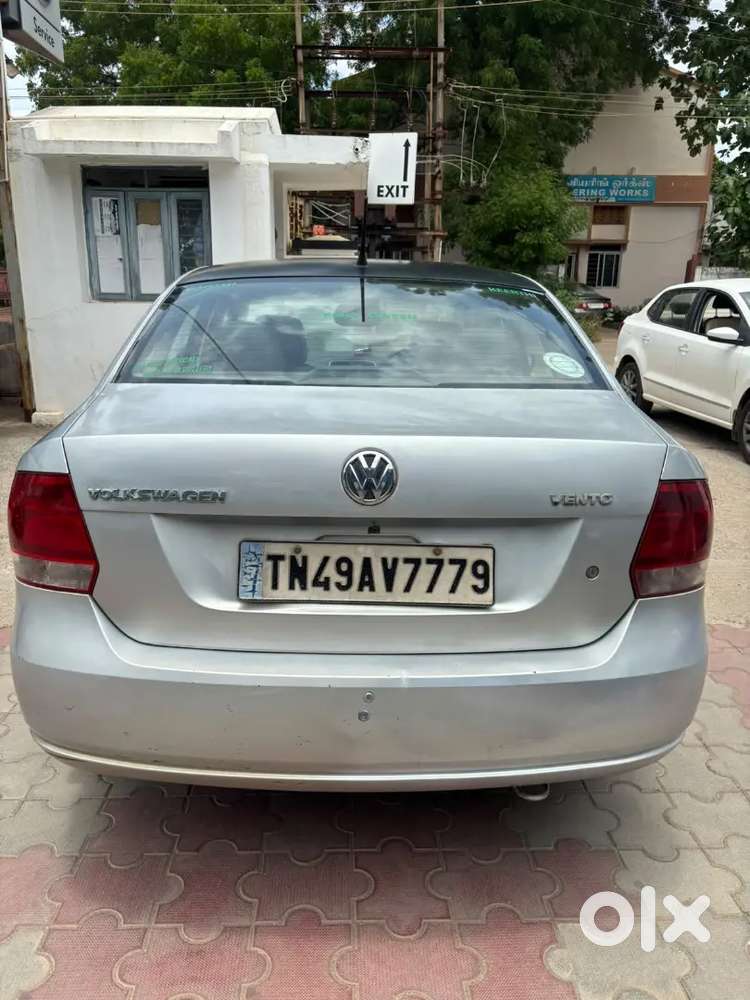 Volkswagen Vento Highline 2011 Petrol
