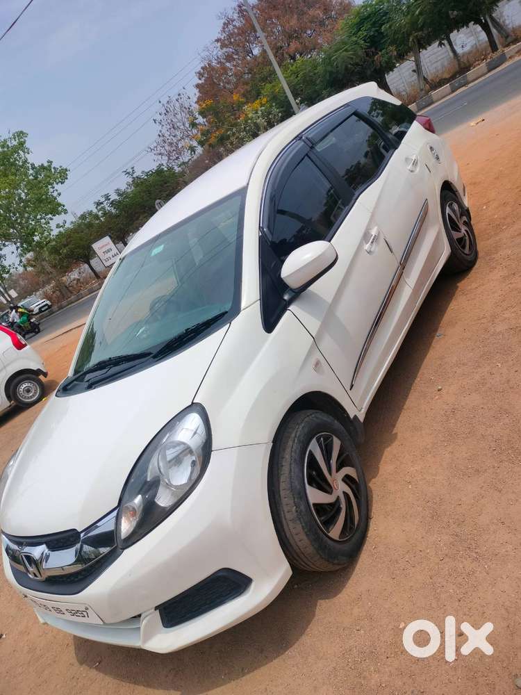 Honda Mobilio Seven Seater