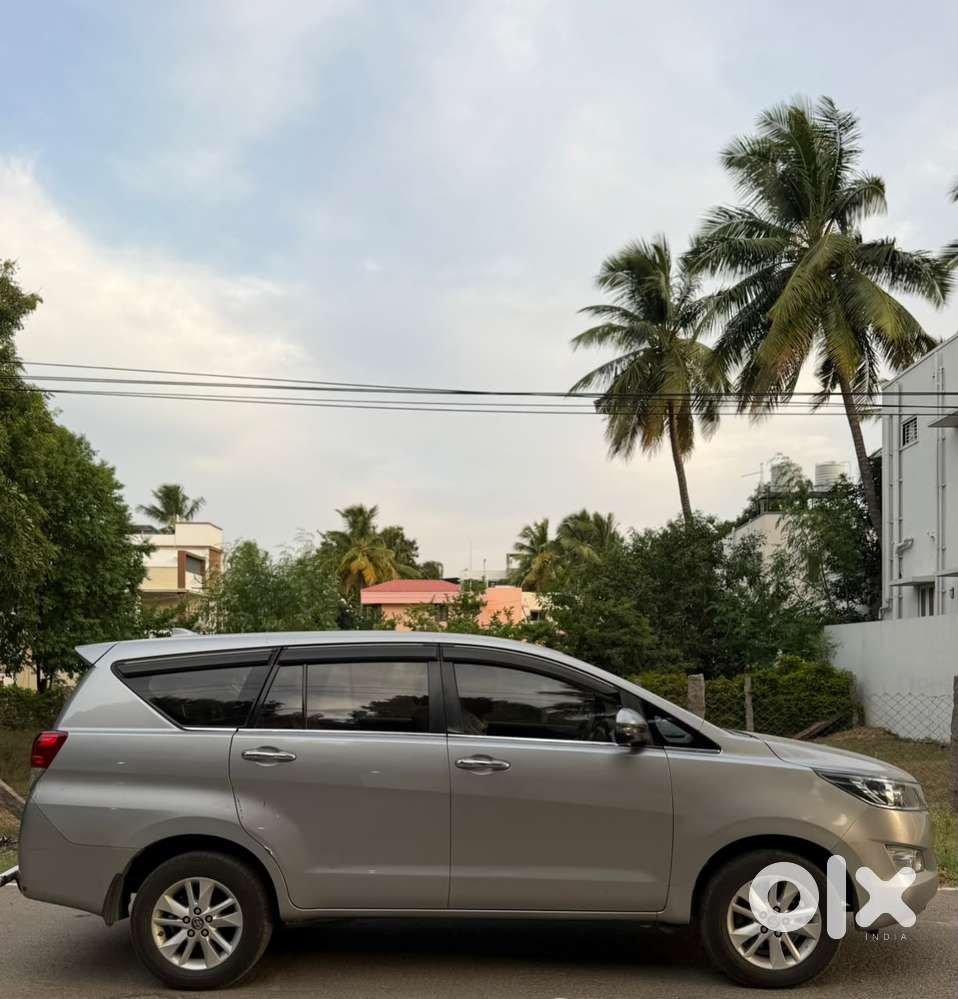 Toyota Innova Crysta 2.4 G Mt, 2018, Diesel