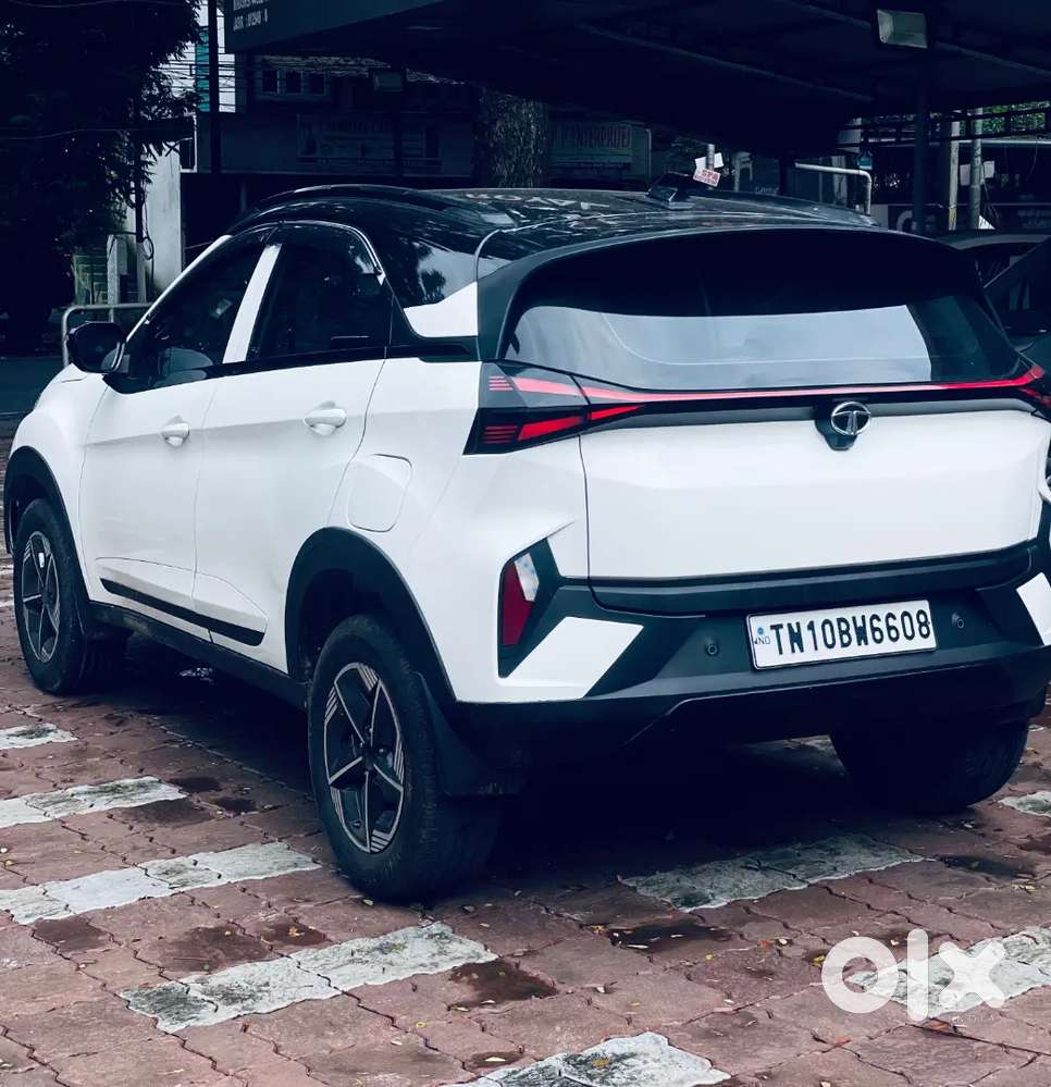 Tata Nexon Creative Diesel 2024