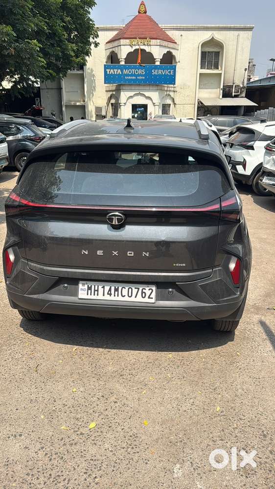 Tata Nexon Sunroof+petrol+cng Car Mileage 25km/litre
