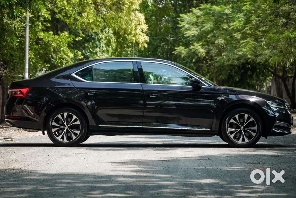 Skoda Superb 2.0 L&k Tsi At, 2023, Petrol