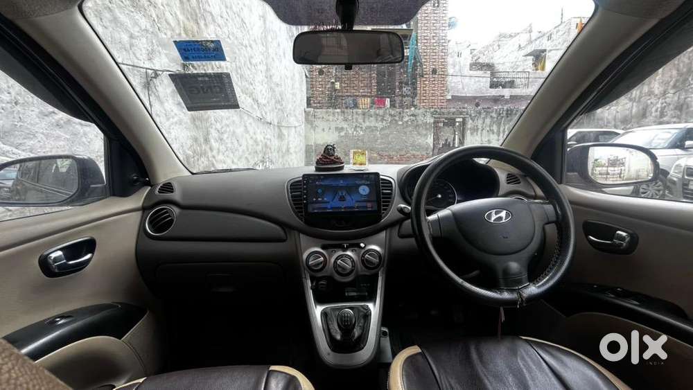 Hyundai I10 Sportz 2014  Cng+petrol  New Tyre  25+ Mil  Android Tv