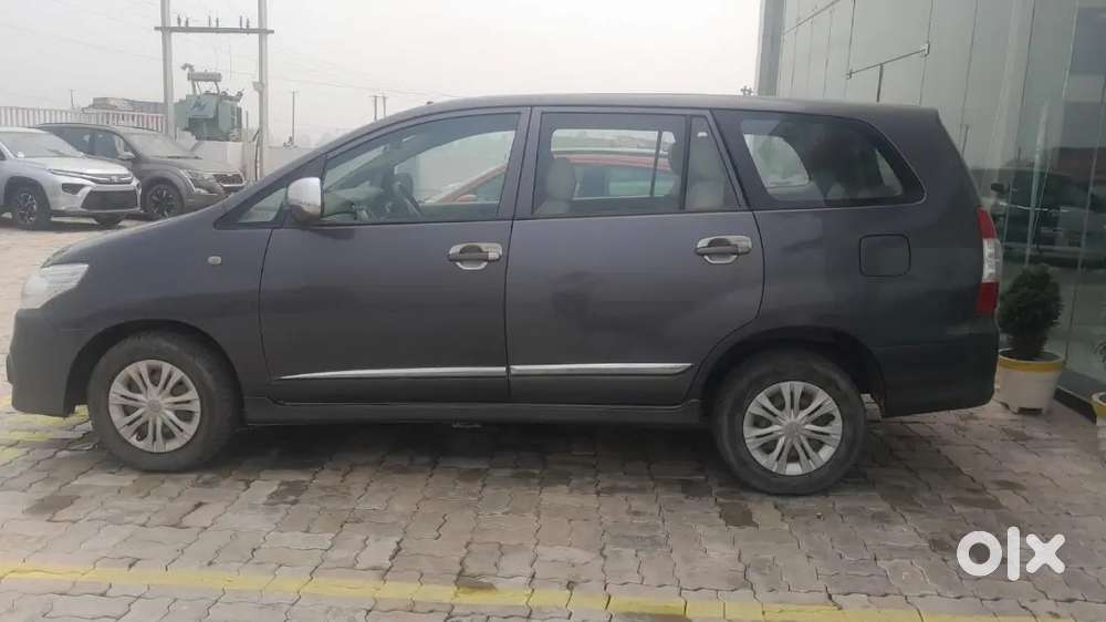 Toyota Innova 2016 Diesel Well Maintained