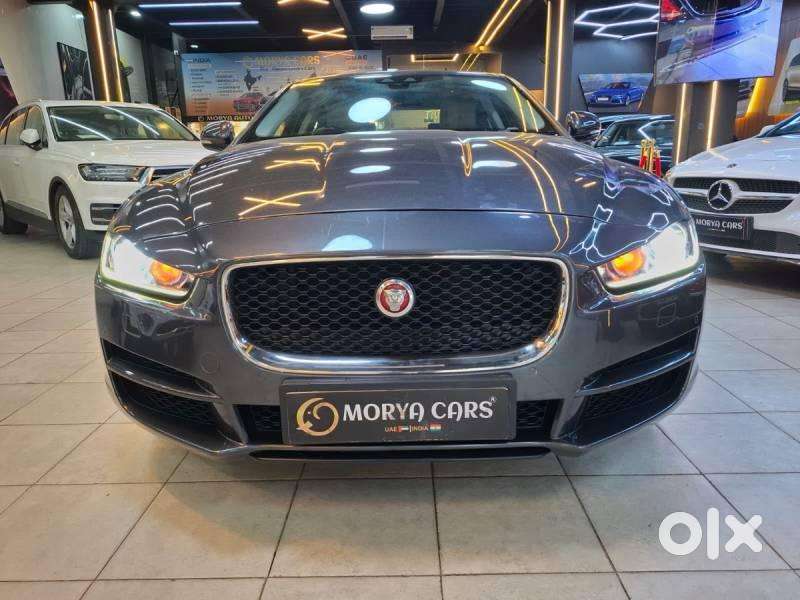 Jaguar Xe Prestige, 2016, Petrol