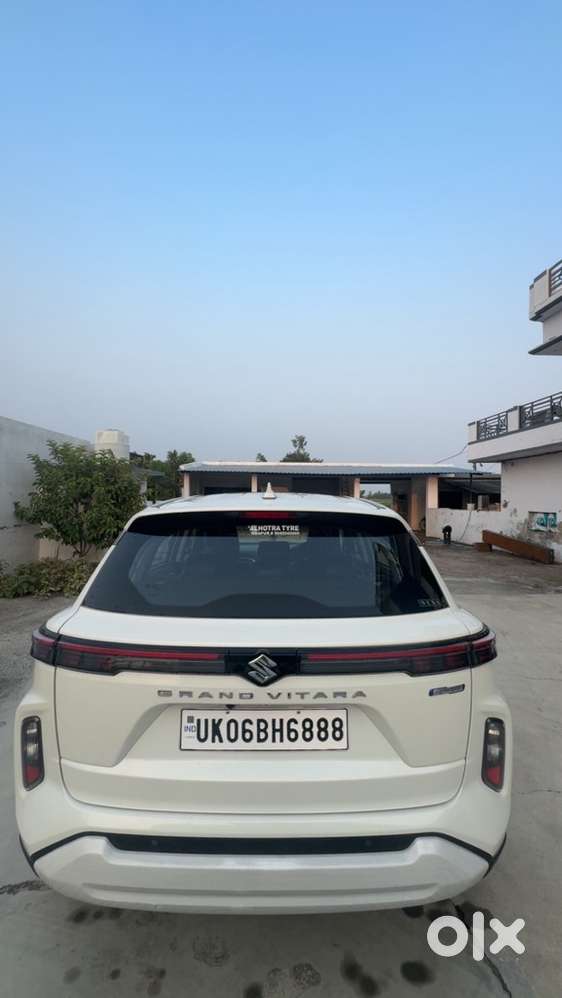 Maruti Suzuki Grand Vitara Petrol 2023
