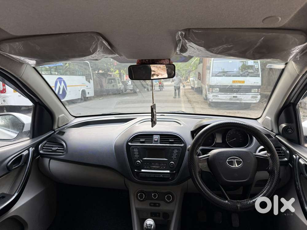 Tata Tiago 1.2 Revotron Xt (o), 2019, Petrol