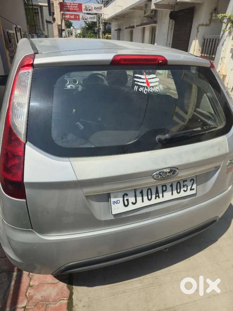 Ford Figo Petrol Lxi 2010