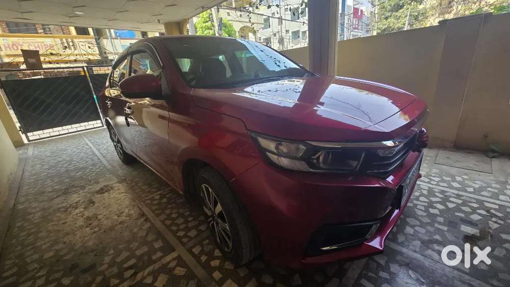 2024 Honda Amaze Vx Cvt (top)  7-year Warranty