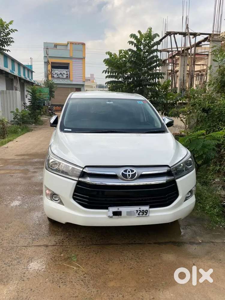 Toyota Innova Crysta