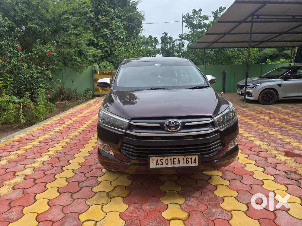 Toyota Innova Crysta 2.4 G Mt, 2019, Diesel