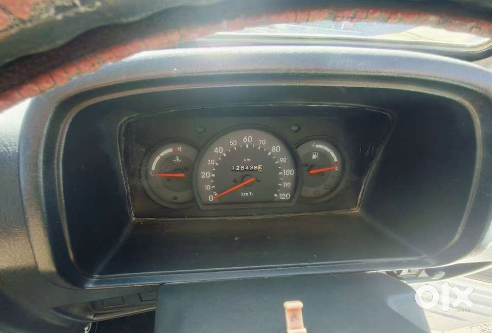 Maruti Suzuki Omni 8 Seater Bsii, 2014, Petrol