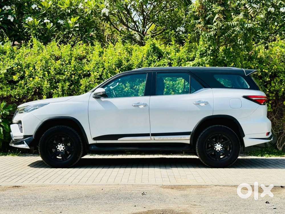 Toyota Fortuner Leader Edition (at), 2025, Diesel
