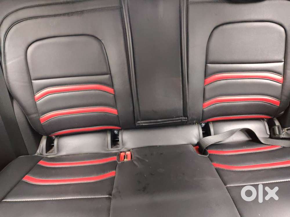 Tata Punch 1.2 Revotron Creative Amt Dual Tone, 2022, Petrol