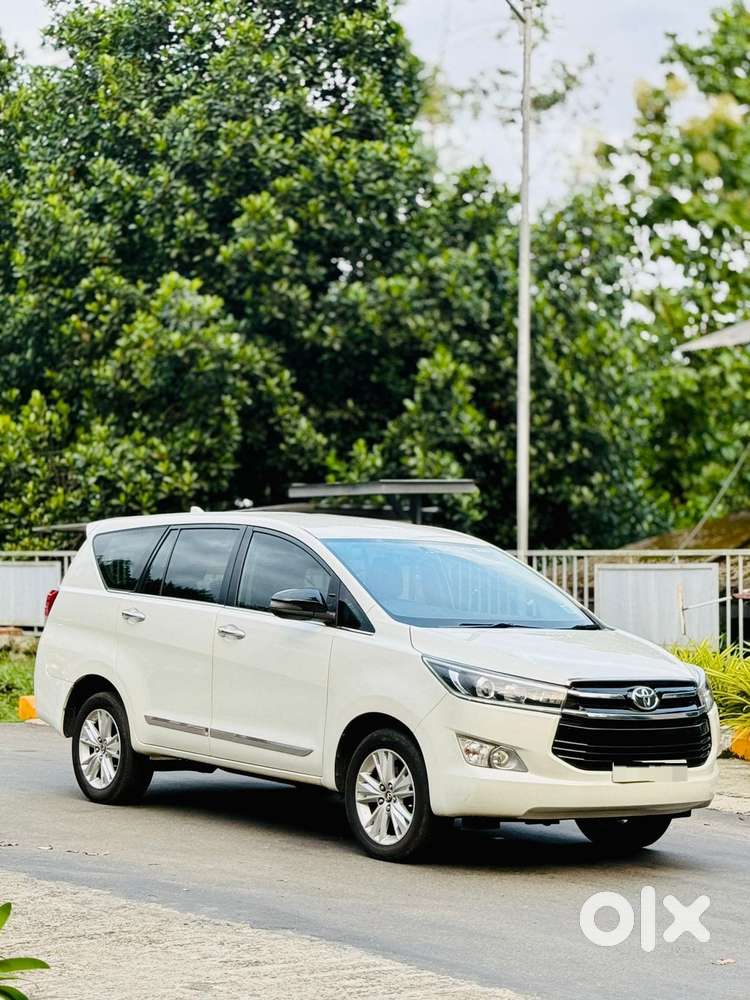 Toyota Innova Crysta 2.4 Z 7 Str, 2016, Diesel