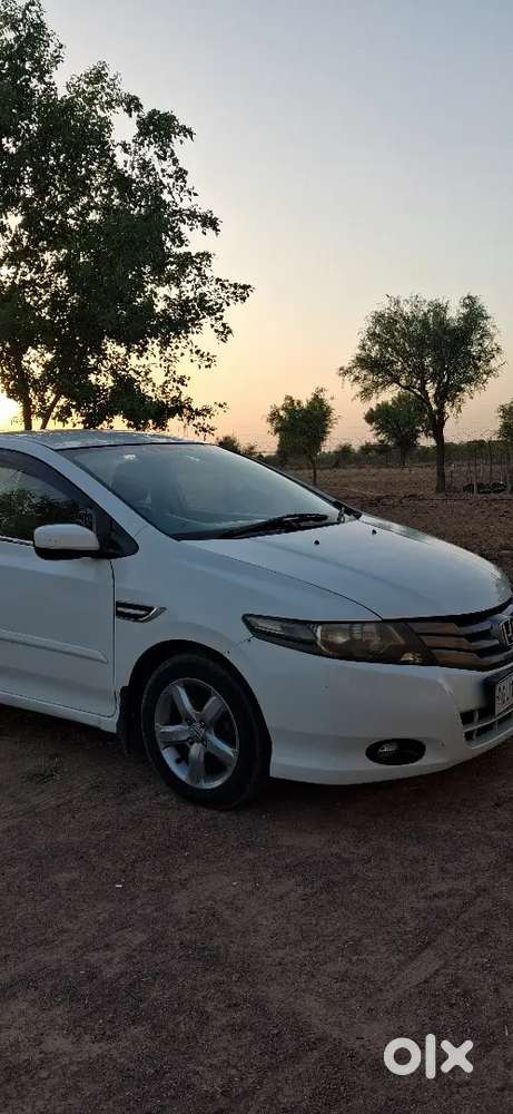 Petrol & Cng Family Use Car Child Ac Android Music Play 98a98b78c27d47