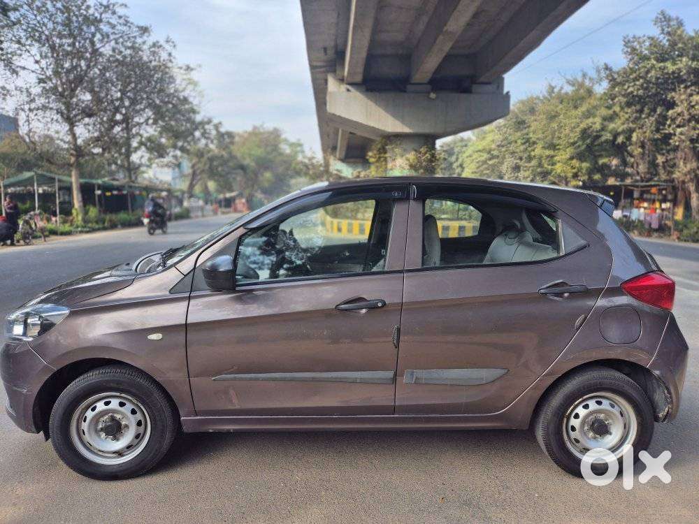 Tata Tiago Xe, 2018, Petrol