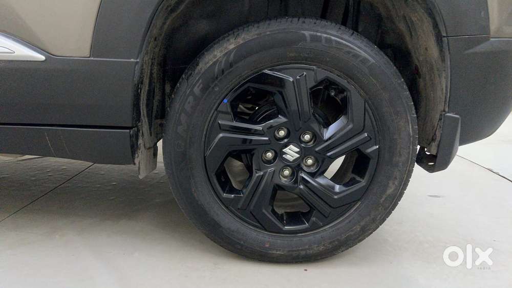 Maruti Suzuki Vitara Brezza 1.5 Zxi At, 2024, Petrol