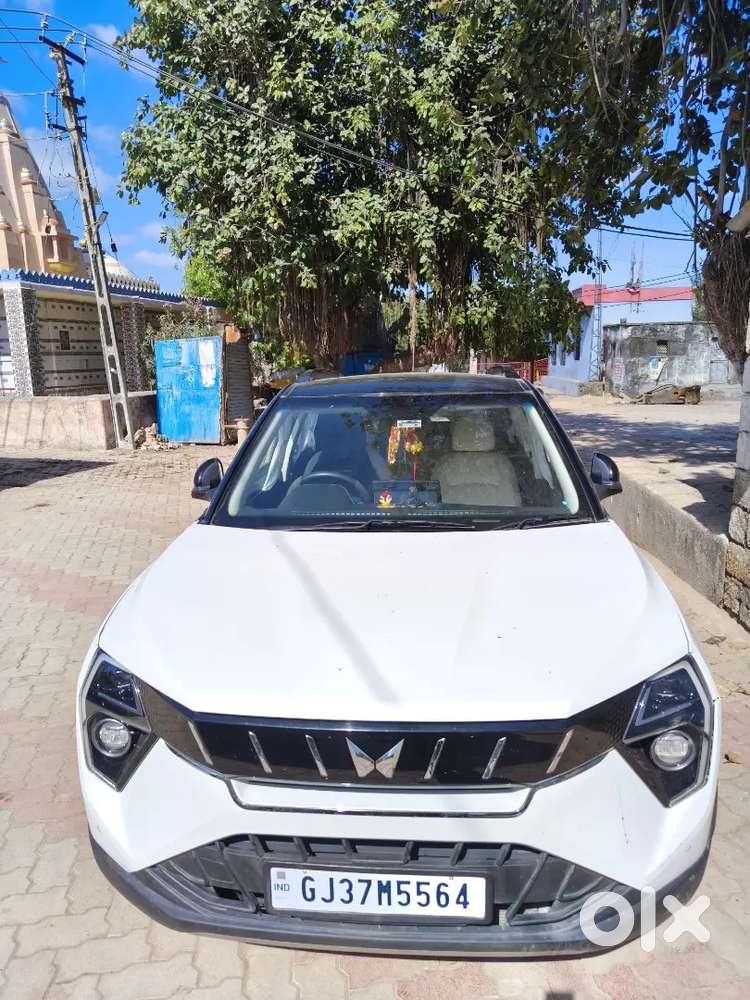 Mahindra Xuv 3xo 2024 Petrol 28000 Km Driven