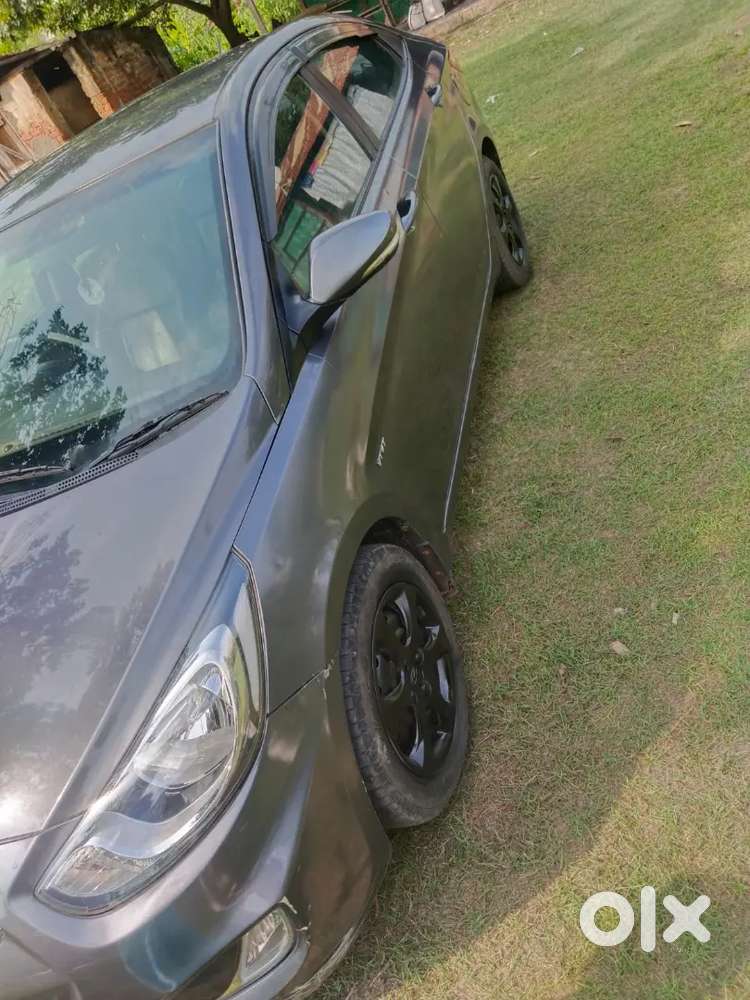 Hyundai Verna 1.6 Sx 2011