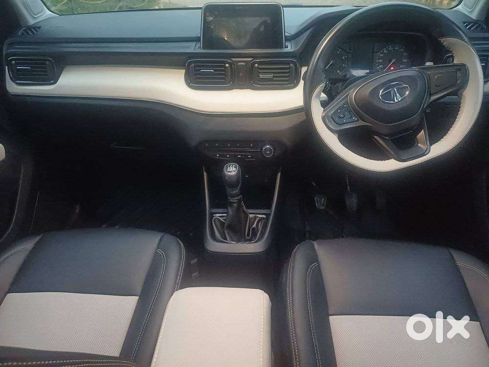 Tata Punch 1.2 Revotron Adventure Camo, 2021, Petrol