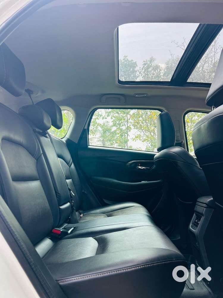 Maruti Suzuki Grand Vitara Smart Hybrid Alpha, 2023, Petrol