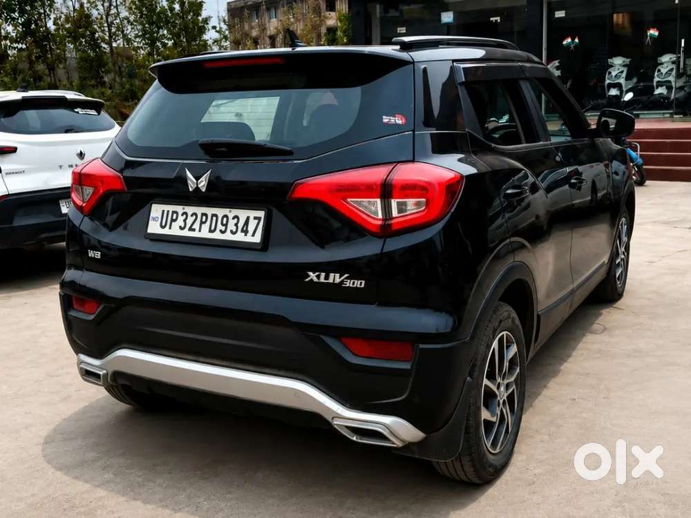 Urgent Sell Xuv 3oo W8 Optional