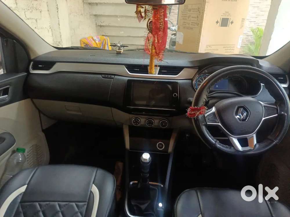Renault Triber 2020 Last Full New Condition Only 16000 K.m Drive