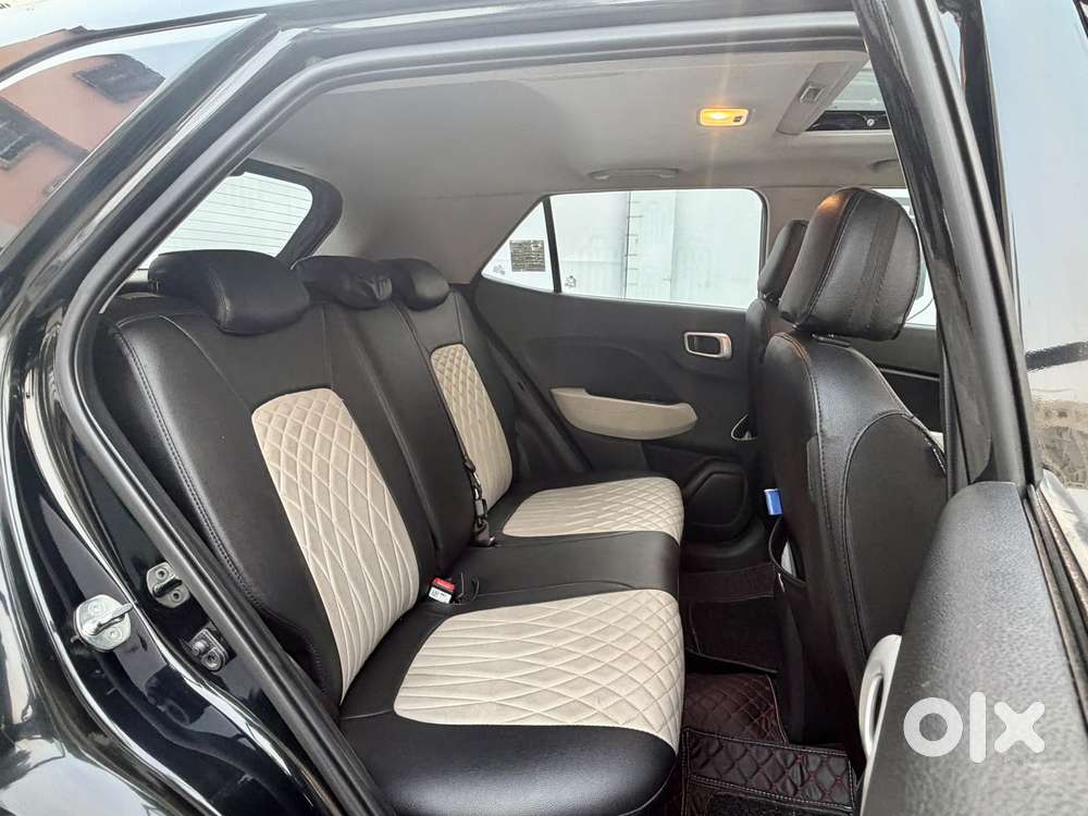 Hyundai Venue 1.2 S (o), 2024, Petrol