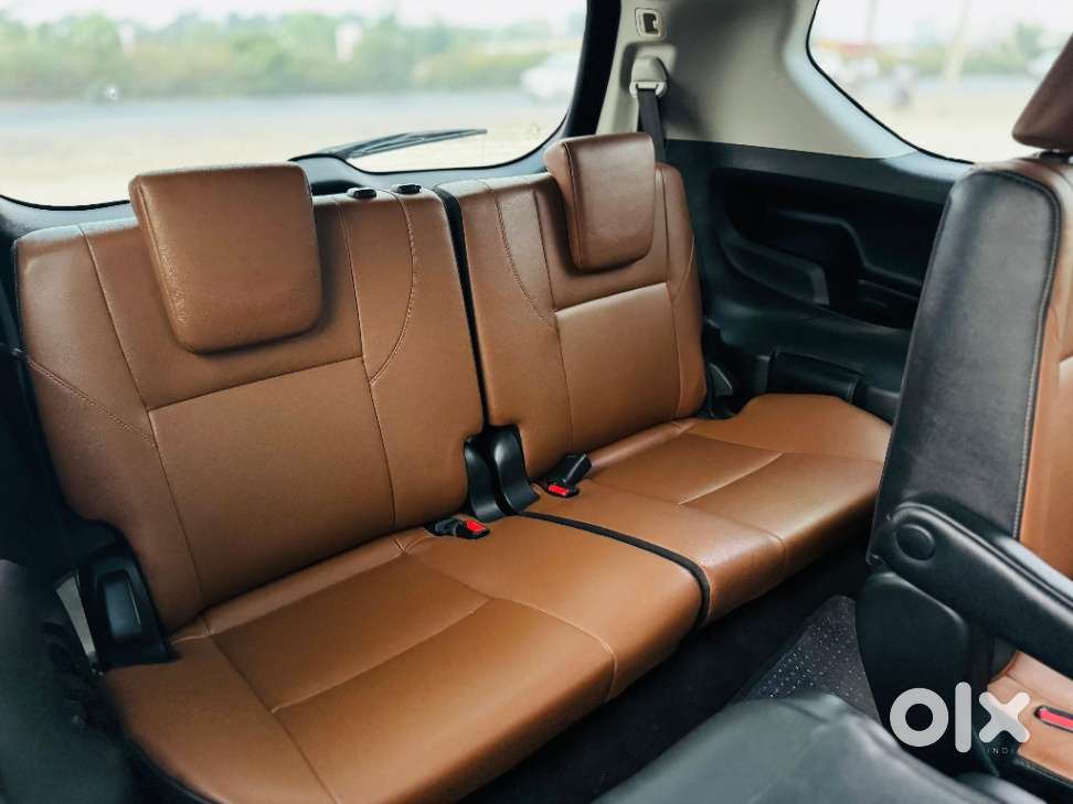 Toyota Innova Crysta 2.8z Automatic, 2016, Diesel