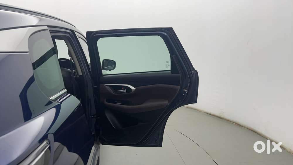 Maruti Suzuki Grand Vitara 1.5 Alpha Smart Hybrid, 2023, Petrol