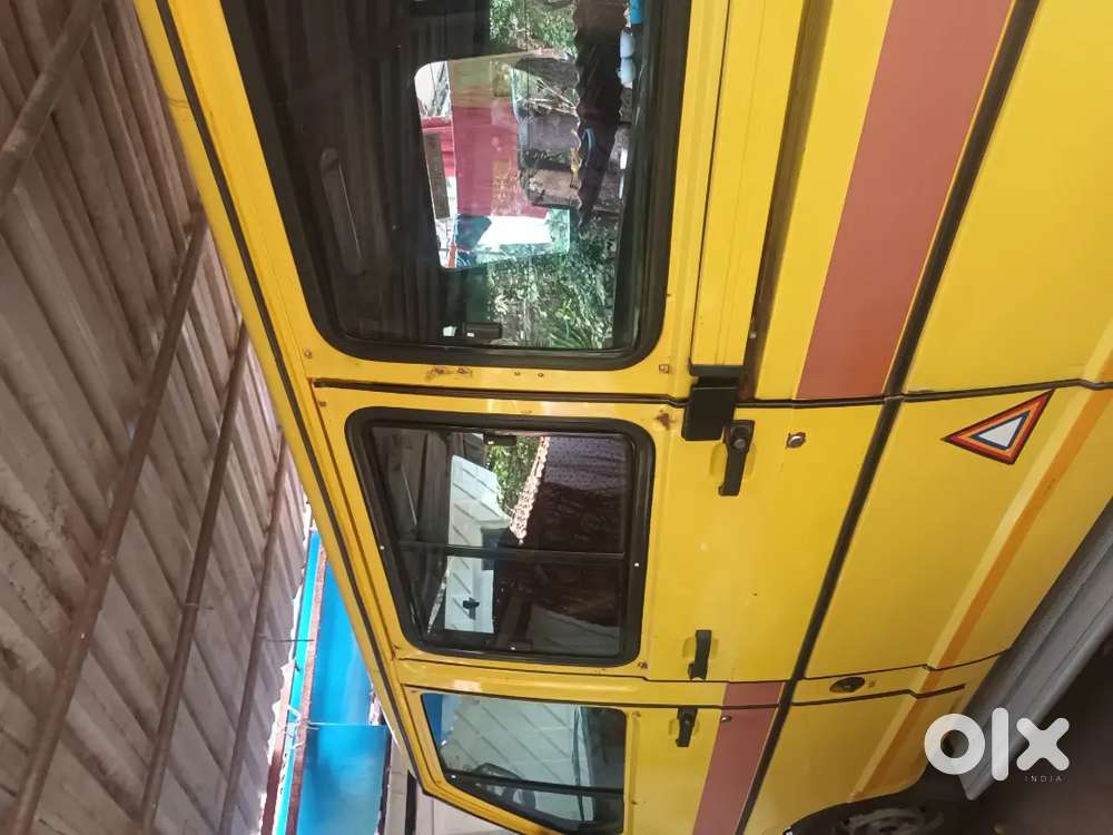 Tata Winger 2017