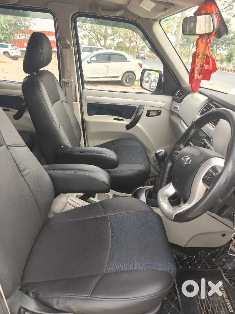 Mahindra Scorpio Classic 2019 Diesel 85215 Km Driven