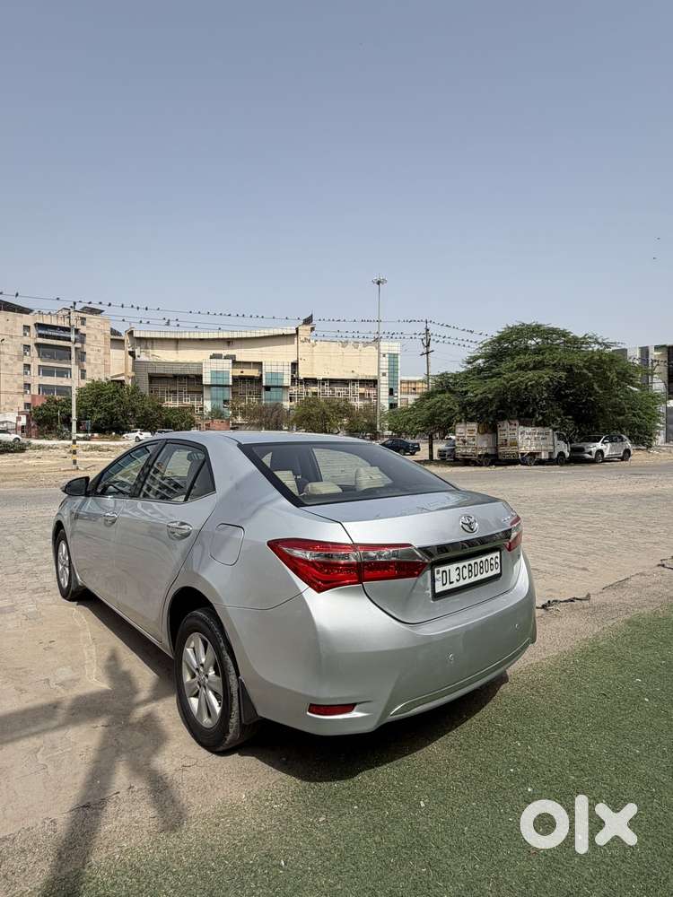 Toyota Corolla Altis, 2014, Petrol