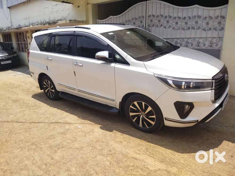 Toyota Innova Crysta 2022 One Owner 96000 White Colour Good Condition