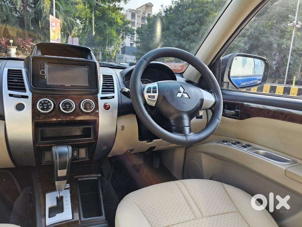 Mitsubishi Pajero Sport 2.5 Automatic, 2015, Diesel