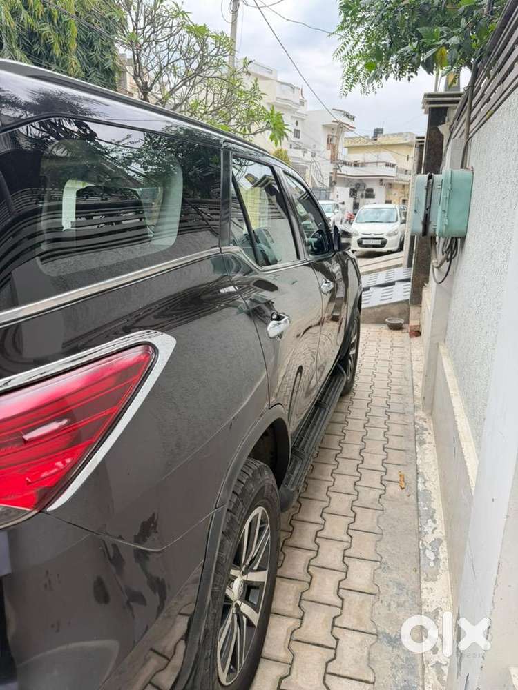 Toyota Fortuner 2016 Diesel Well Maintained