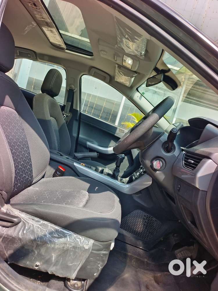 Tata Nexon 1.2 Revotron Xm (s), 2021, Petrol