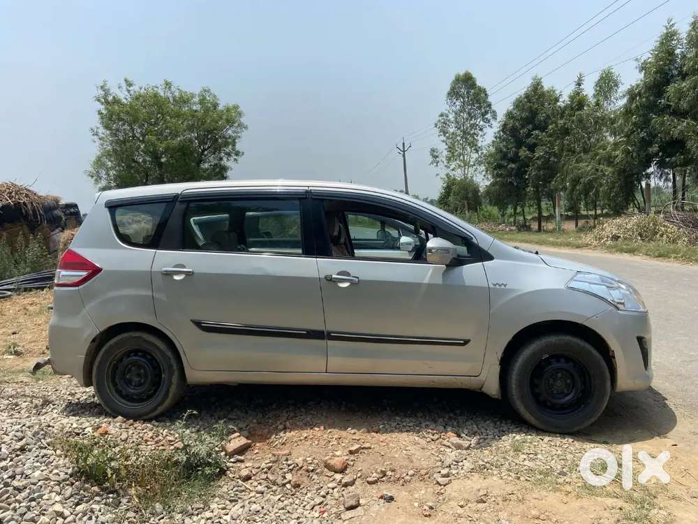 Maruti Suzuki Ertiga 2013 Cng & Hybrids 215000 Km Driven