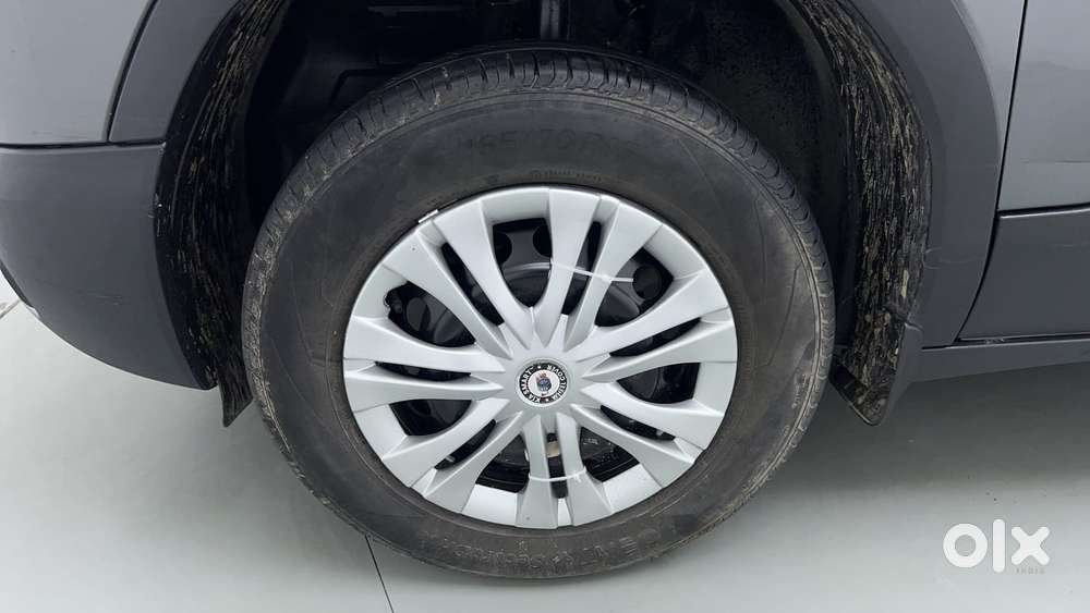 Tata Punch Pure, 2022, Petrol