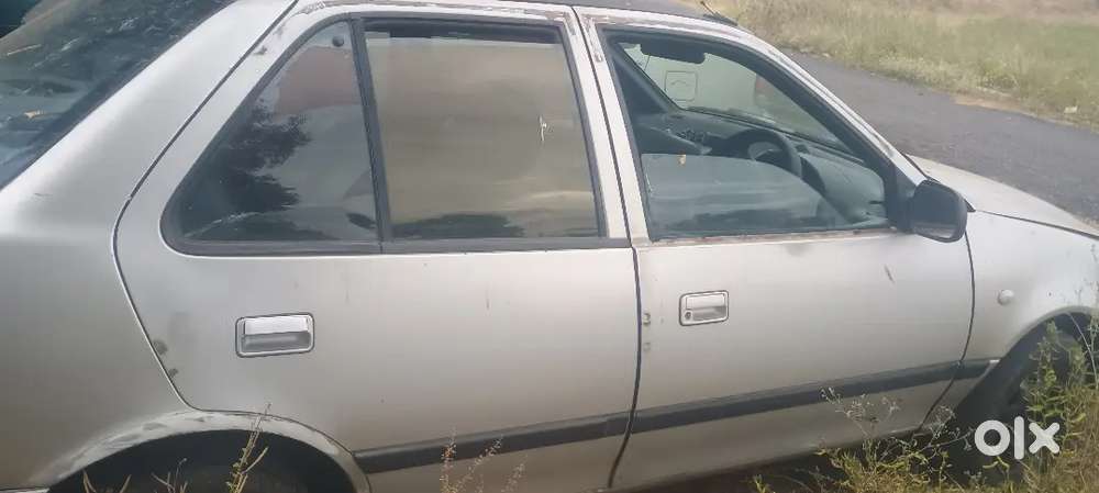 Maruti Esteem Vxi 2005