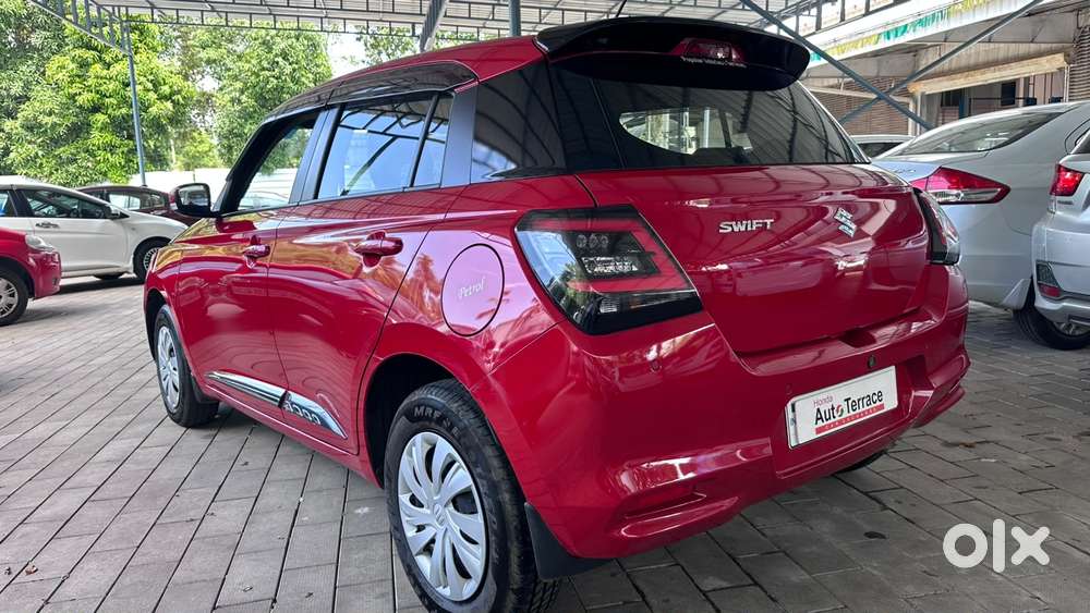 Maruti Suzuki Swift Vxi Ags, 2025, Petrol