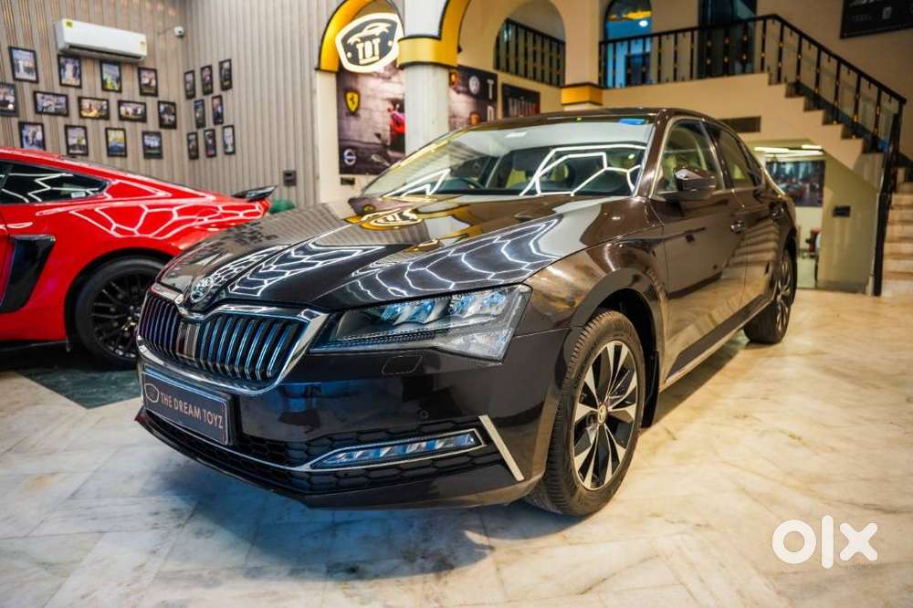 Skoda Superb 2.0 L&k Tsi At, 2021, Petrol
